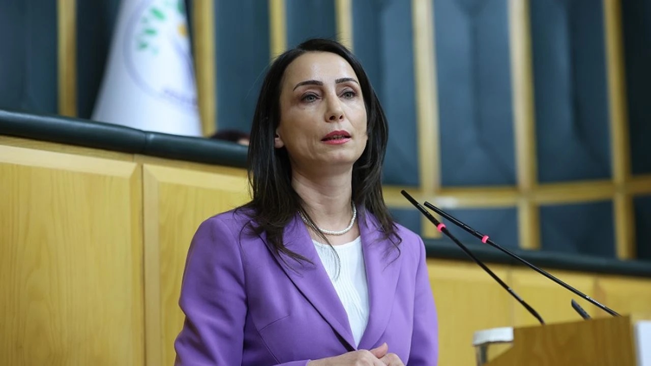 DEM Parti'den iktidara İBB operasyonları mesajı